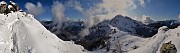 30 Salendo con vista sul Passo di Grialeggio e verso il Cancervo